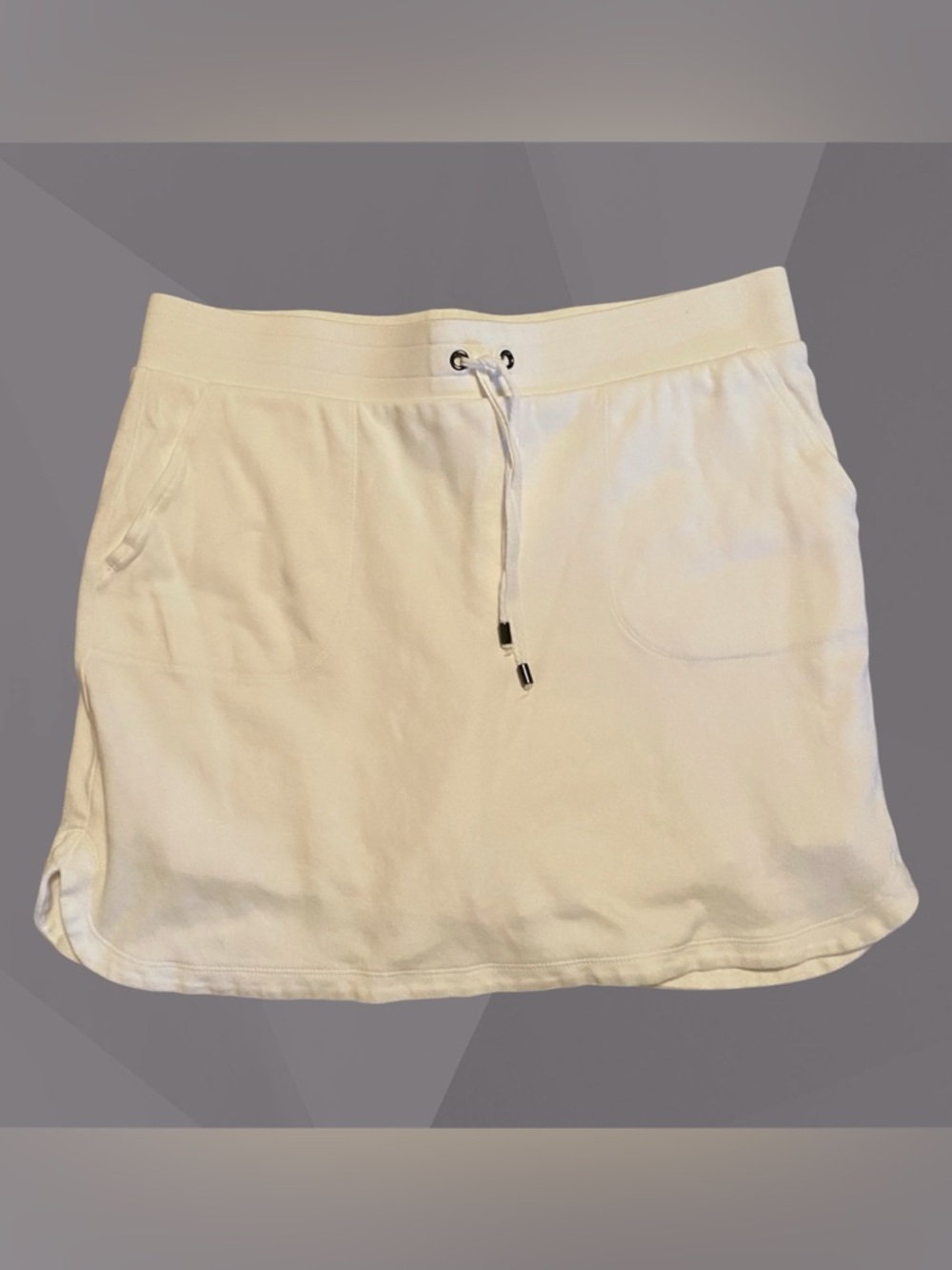 Croft & Barrow Women’s White Stretch Drawstring Waist Skort, Size Medium